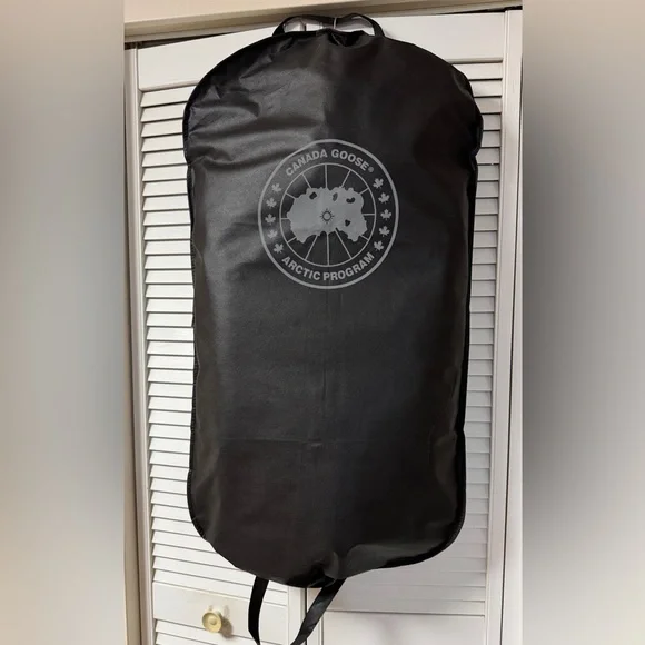 Canada goose NWT